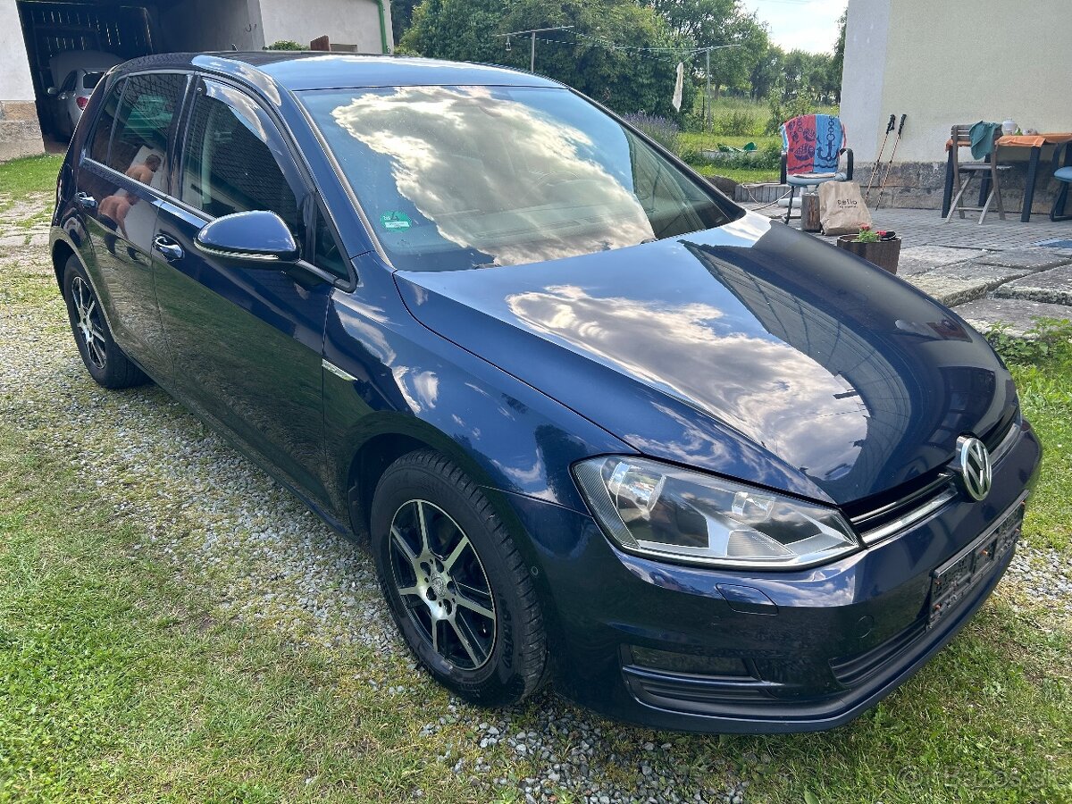 VW GOLF 7 CUP 1.6 TDI 77KW r.10/2014 klima navigace park as