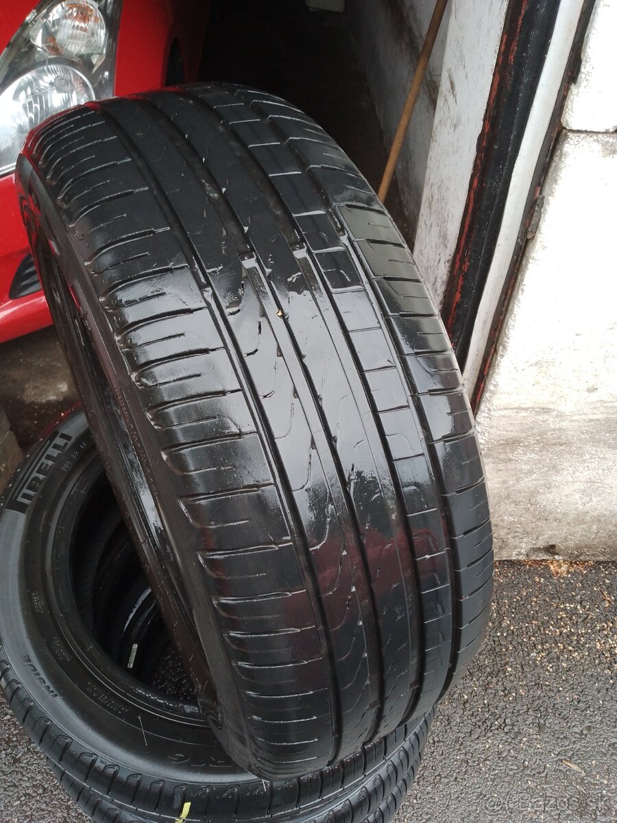 Predám 4ks letné pn.205/55r16 pirelli