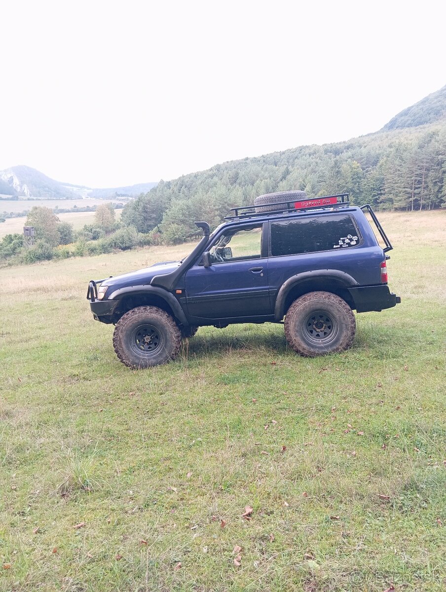 Predám Nissan patrol y61