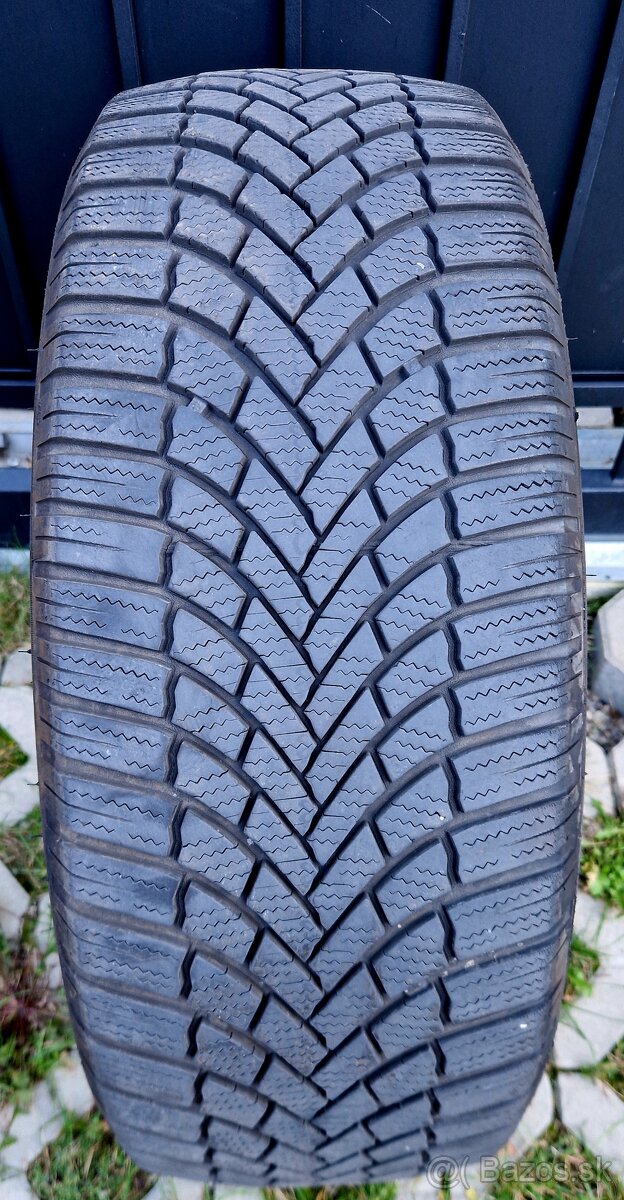 235/55r19 Bridgestone Blizzak LM005