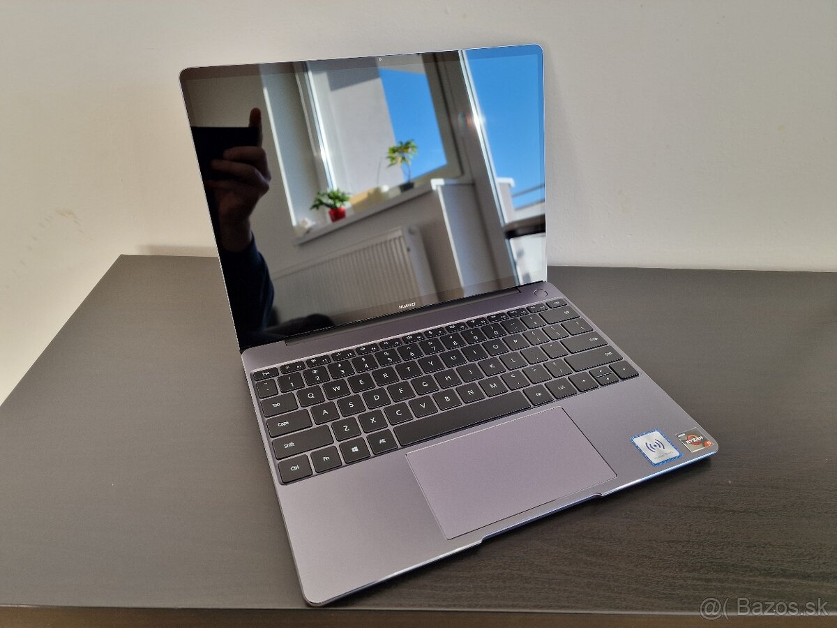 HUAWEI MateBook 13