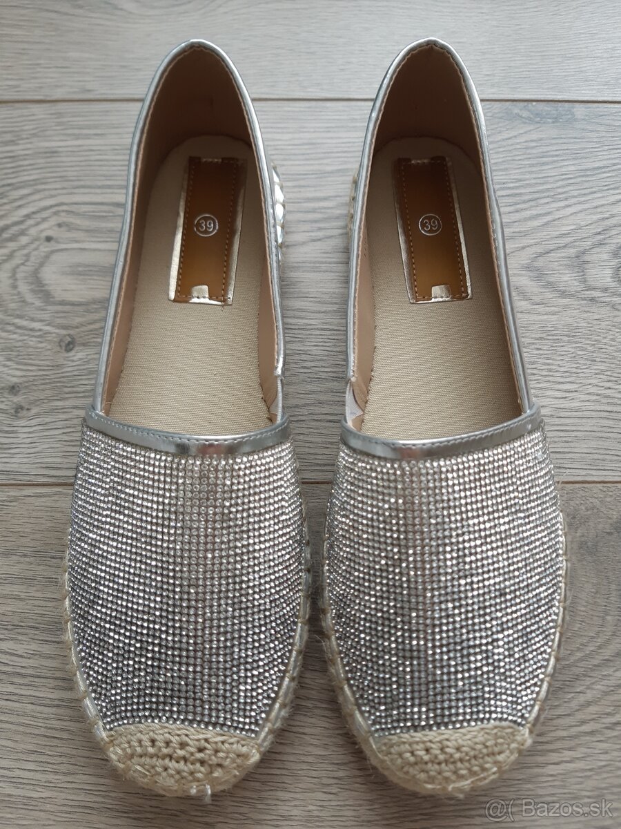 Strieborné espadrilky, nové, veľkosť 37 a 38