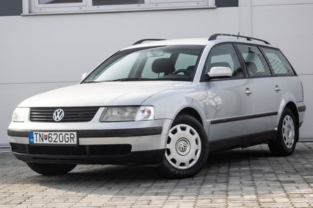 VOLKSWAGEN PASSAT VARIANT 1.9 TDI COMFORTLINE M5