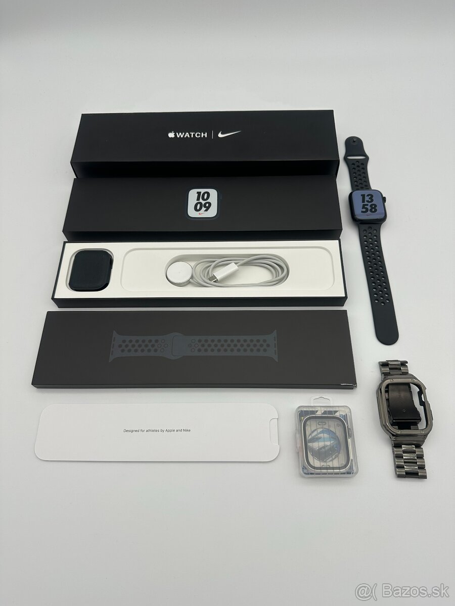 Apple Watch Series 7 45mm NIKE Midnight + DARČEK