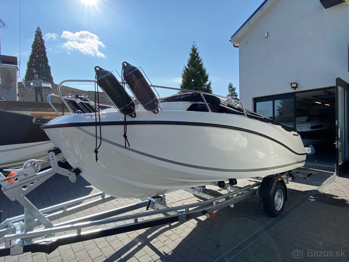 QUICKSILVER Activ 555 CABIN + MERCURY F 80 EFI ELPT záruka 5