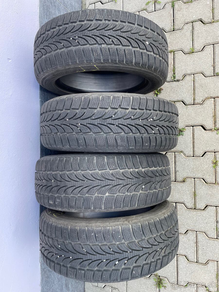 205/55 R16 Nokian (zimné)