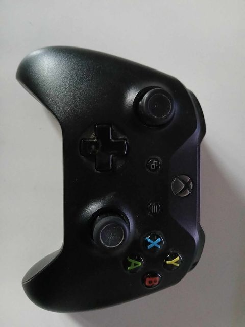 Xbox One Ovládač