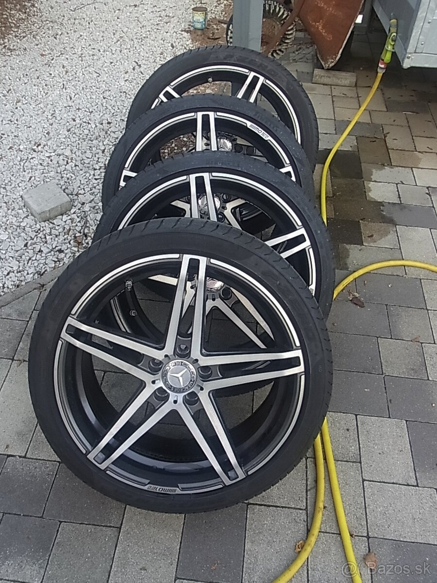 Predám letný PIRELLI komplet