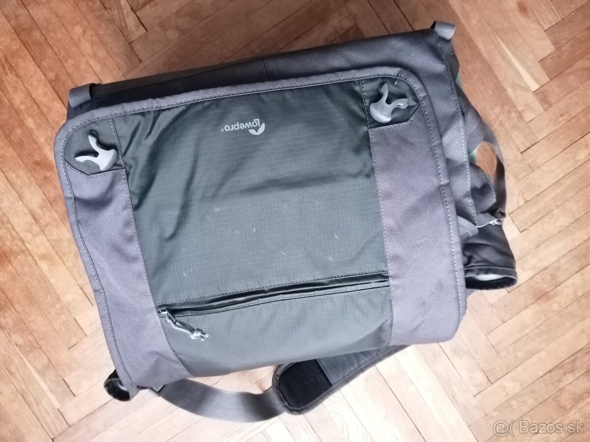 Predam fotobrasnu Lowepro Nova Sport 35L AW