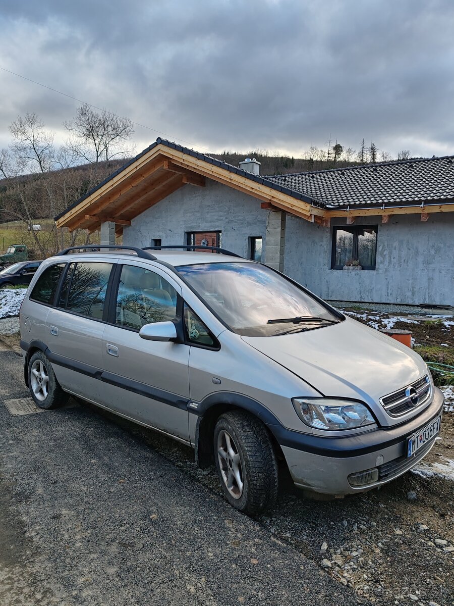 Opel zafira 2.2 dti