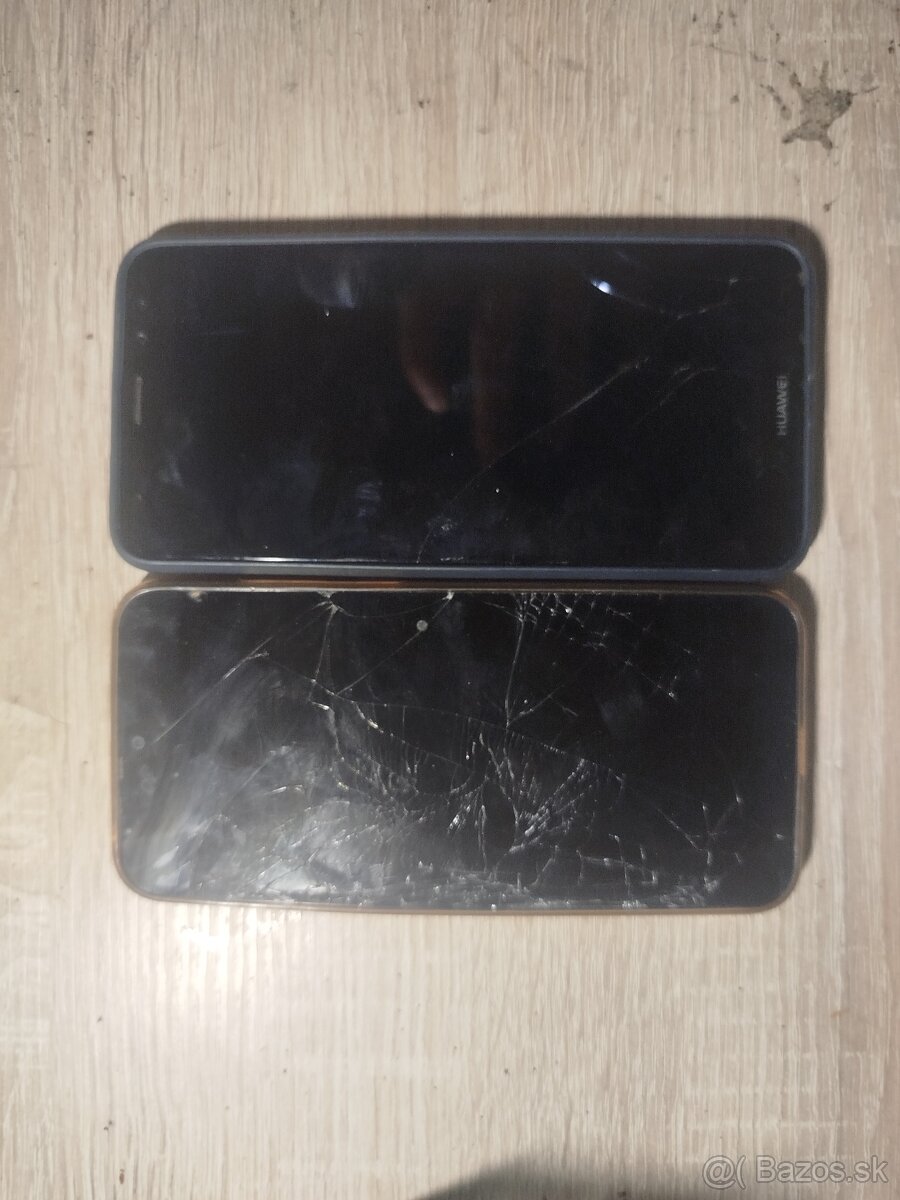 10€ Komplet Huawei, Moto e6i