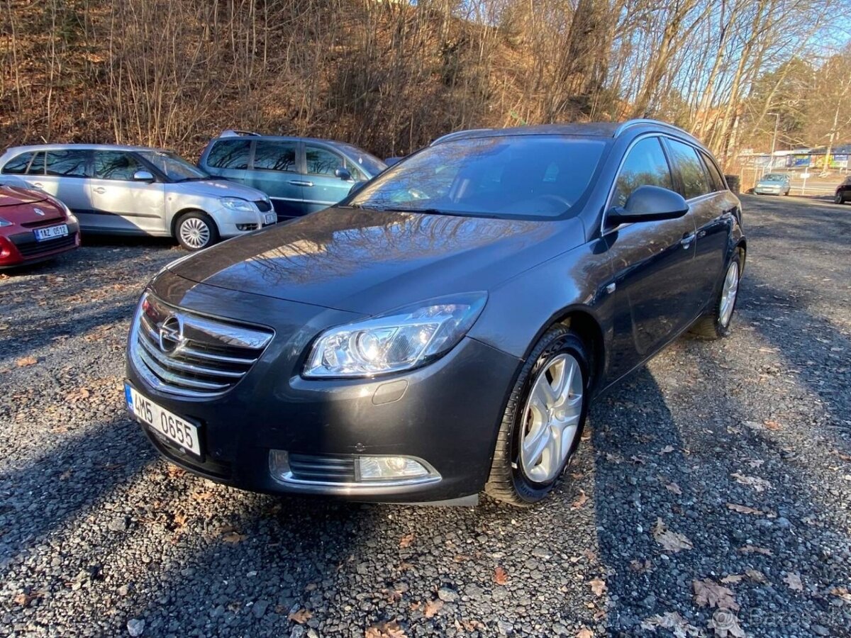 Opel Insignia Combi 2.0 CDTi 118kW tempomat klimatizace navi