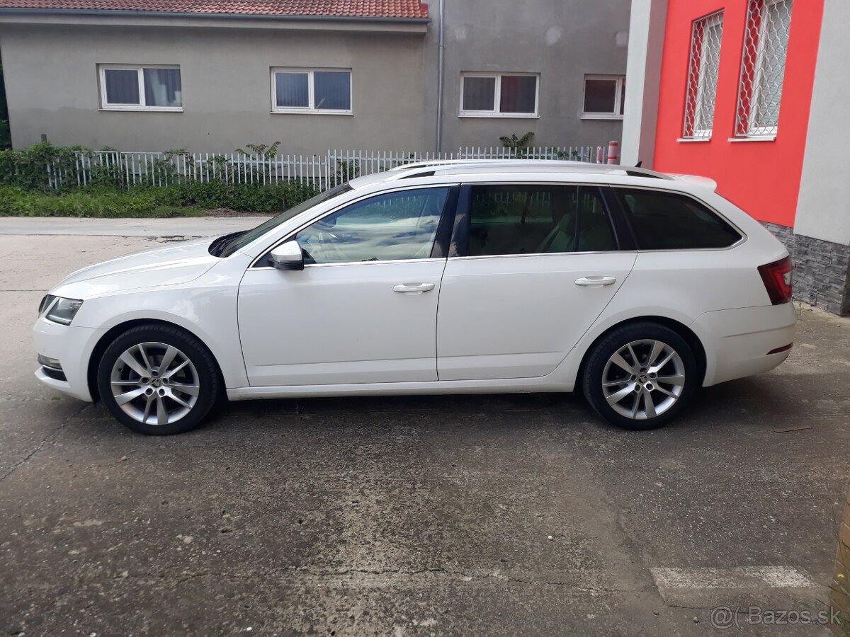 Śkoda Octavia Combi lll 2.0TDI Business...