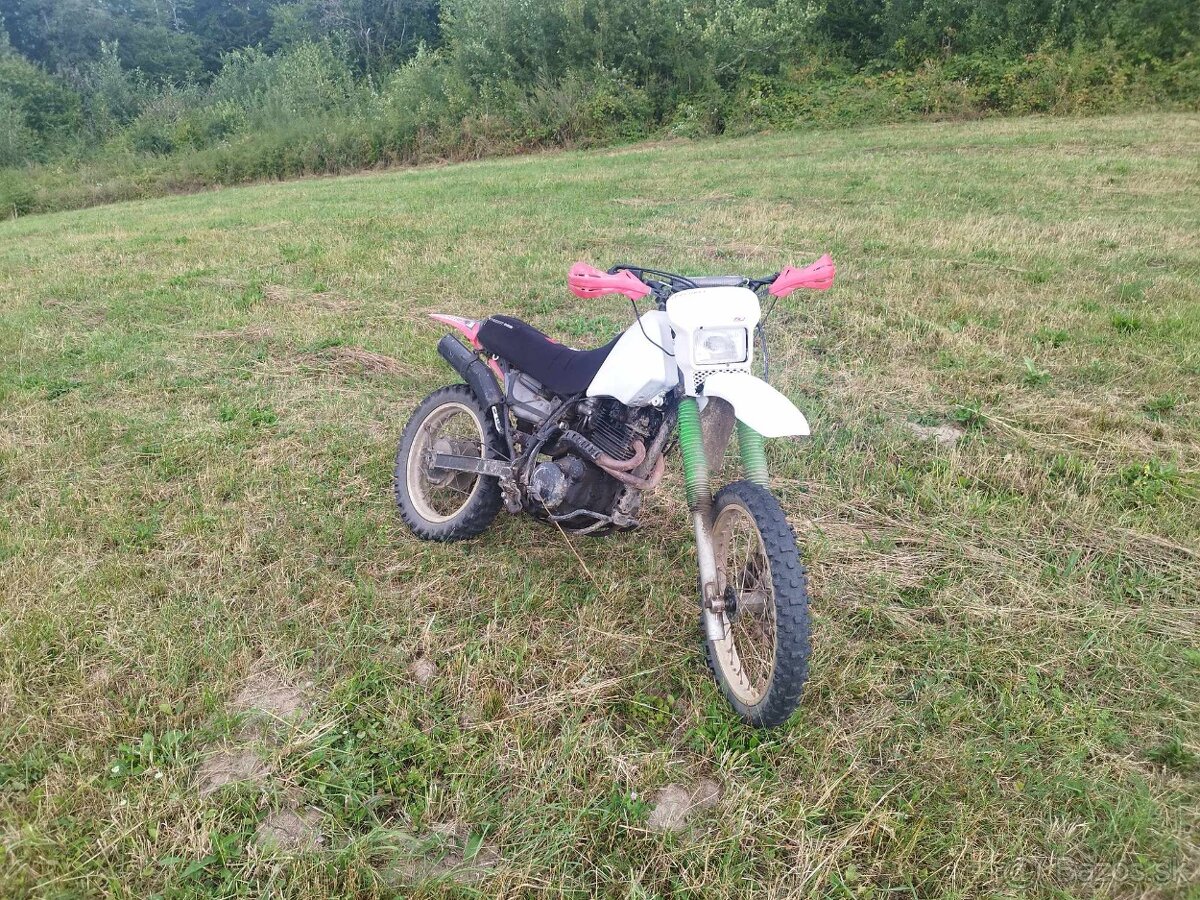 Yamaha XT 600