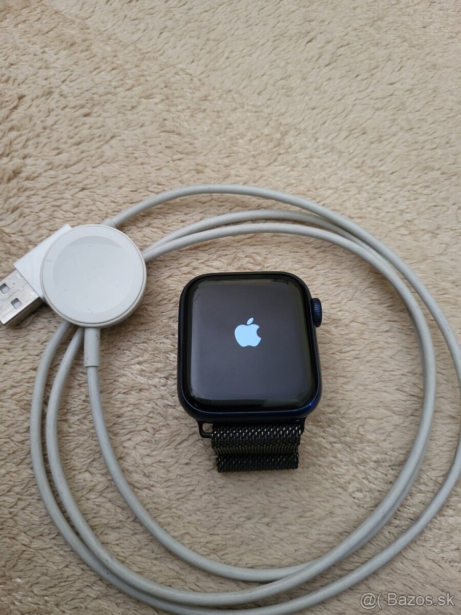 Predám kvalitné Apple Watch series 7