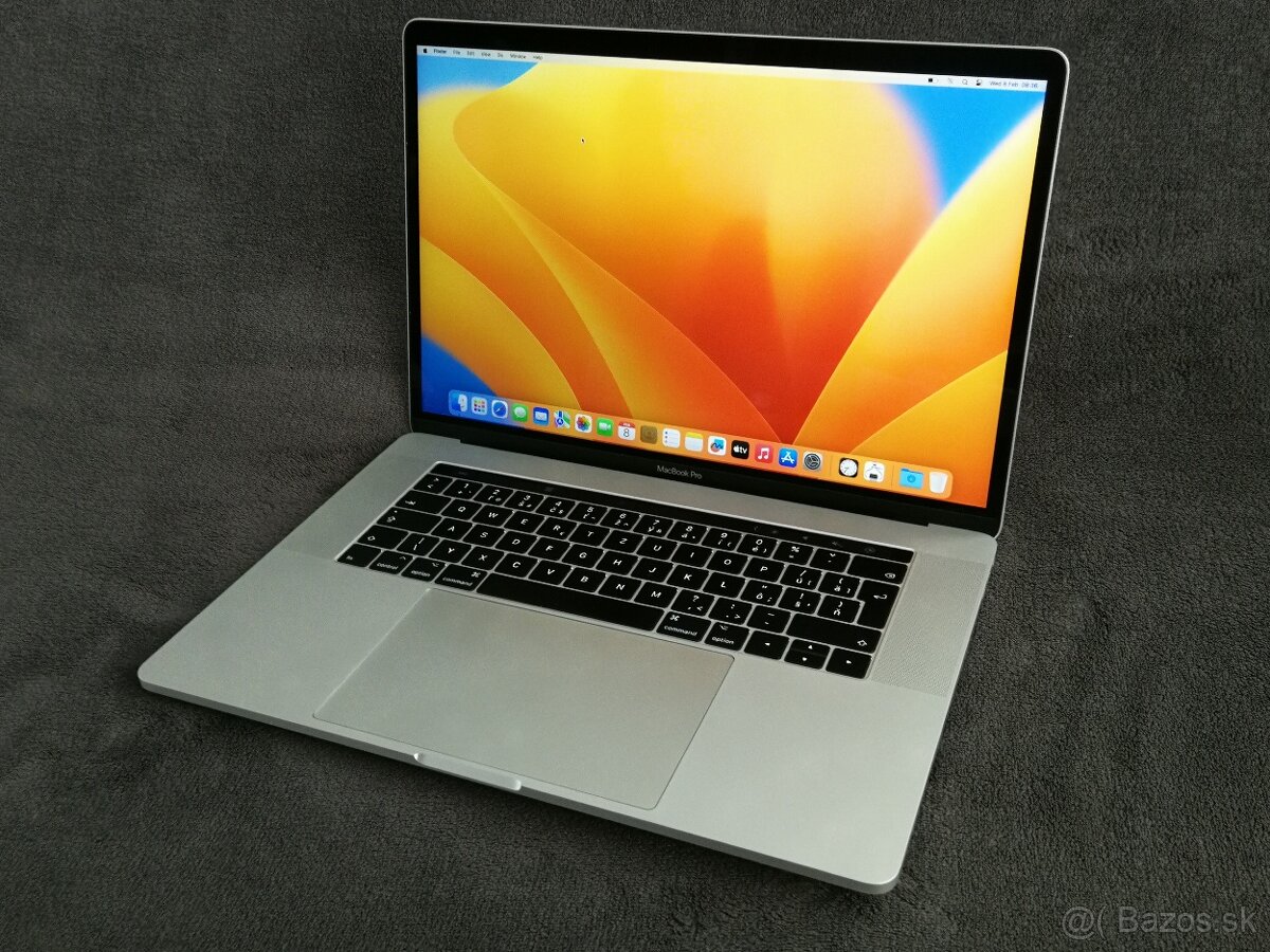 MacBook Pro 15" (2017) vo vybornom stave