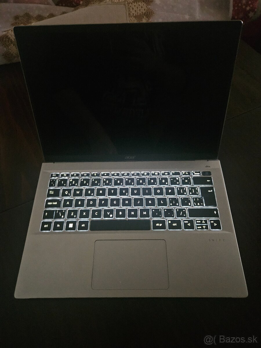 Acer Swift Go 14 Pure Silver celokovový - Rozbalené