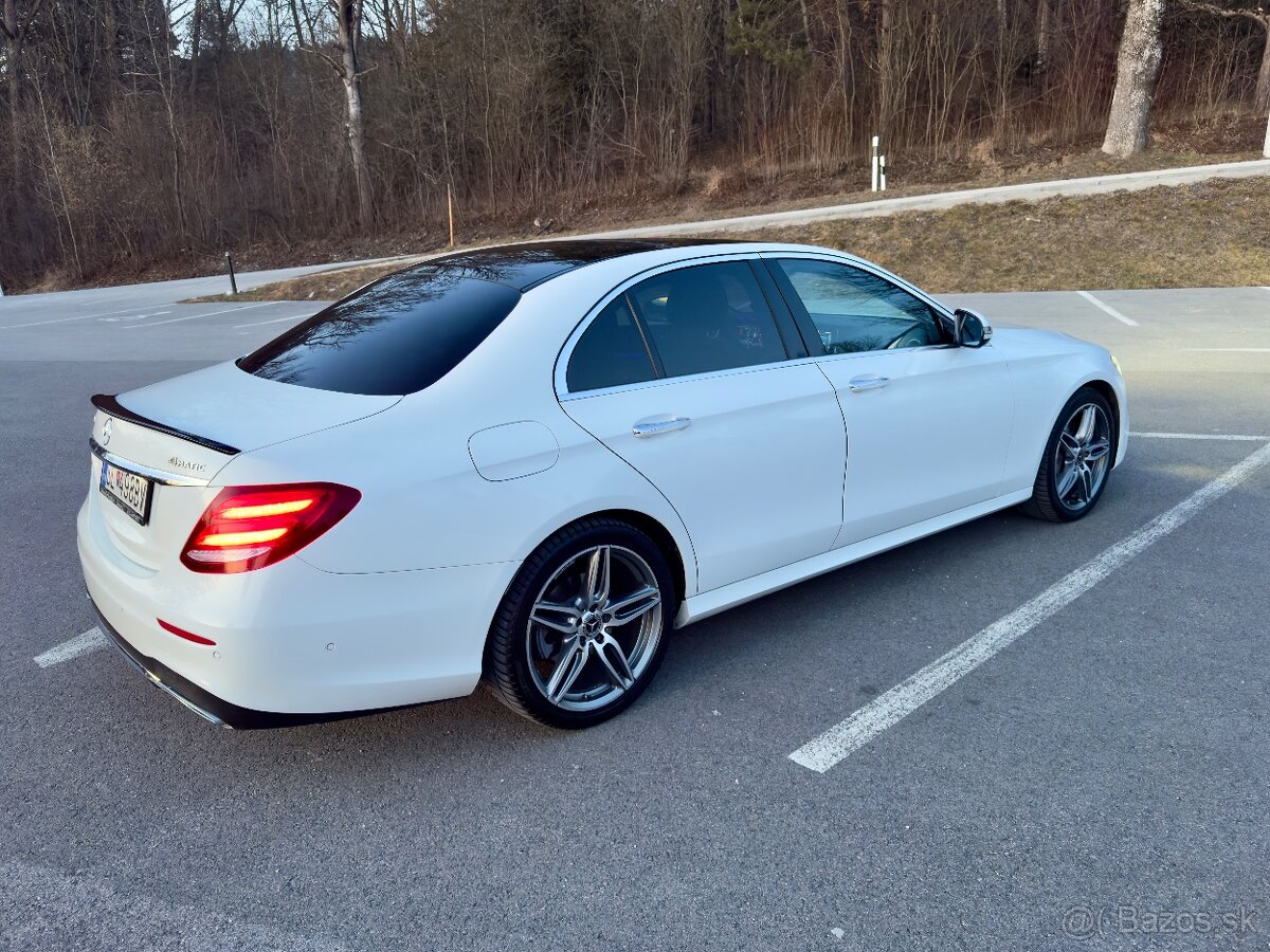 Mercedes benz E class 220D 4 Matic