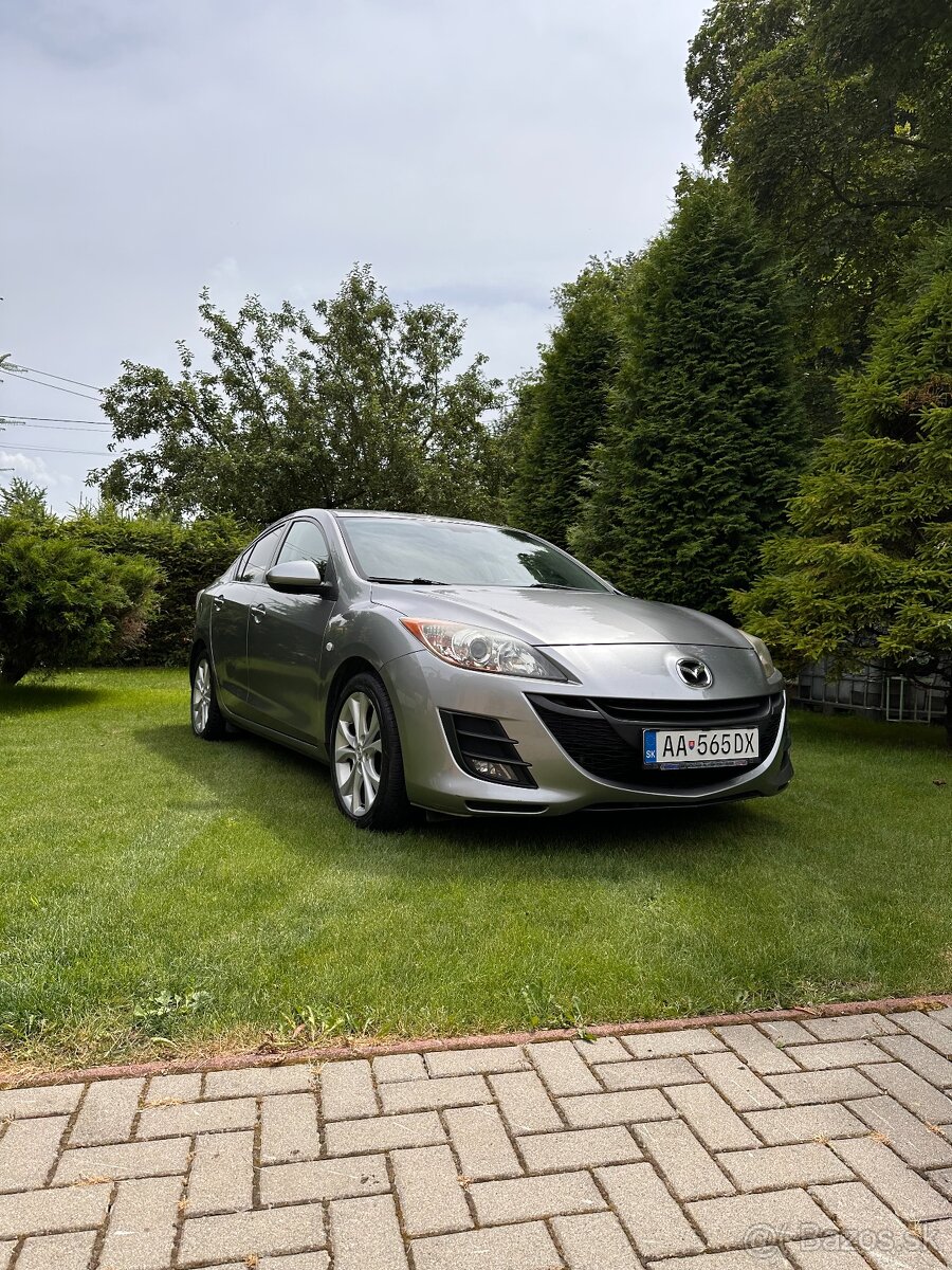 Predám Mazda 3 2.0 MZR (benzín) sedan