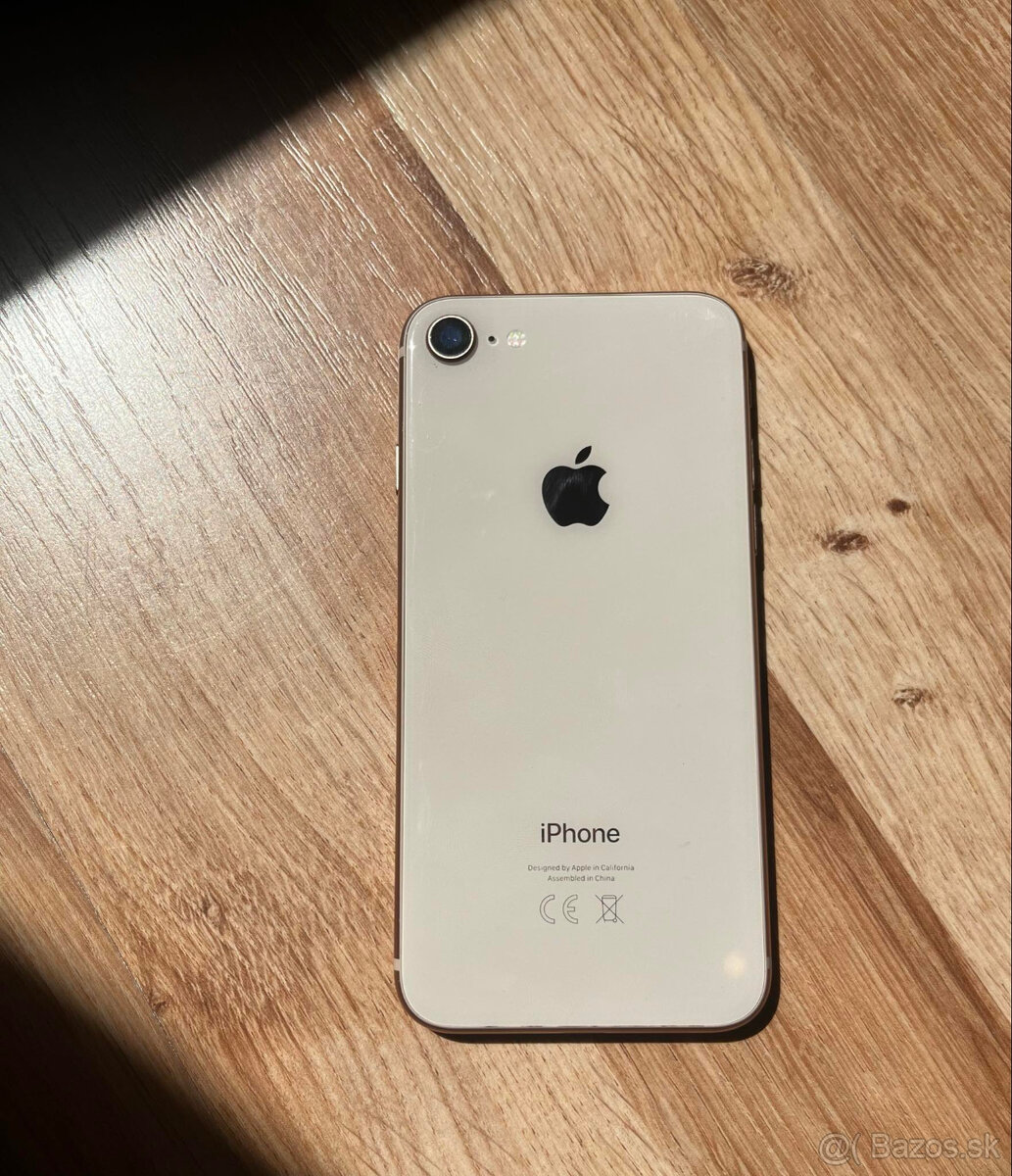 Predám Iphone 8 64GB