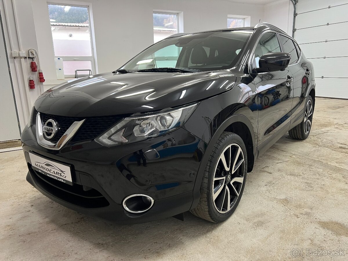 Nissan Qashqai 1.2 DIG-T KŮŽE PANORAMA NAVI TAŽNÉ ZAŘÍZENÍ