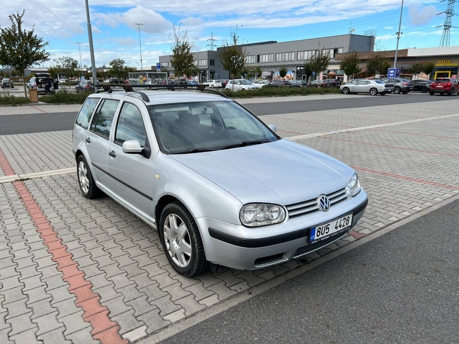 Volkswagen Golf 1.9 TDi 66kw klima serviska TZ