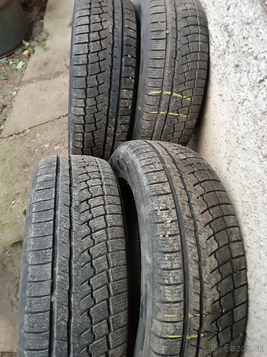 Zimné 225/65r17  dot 2420