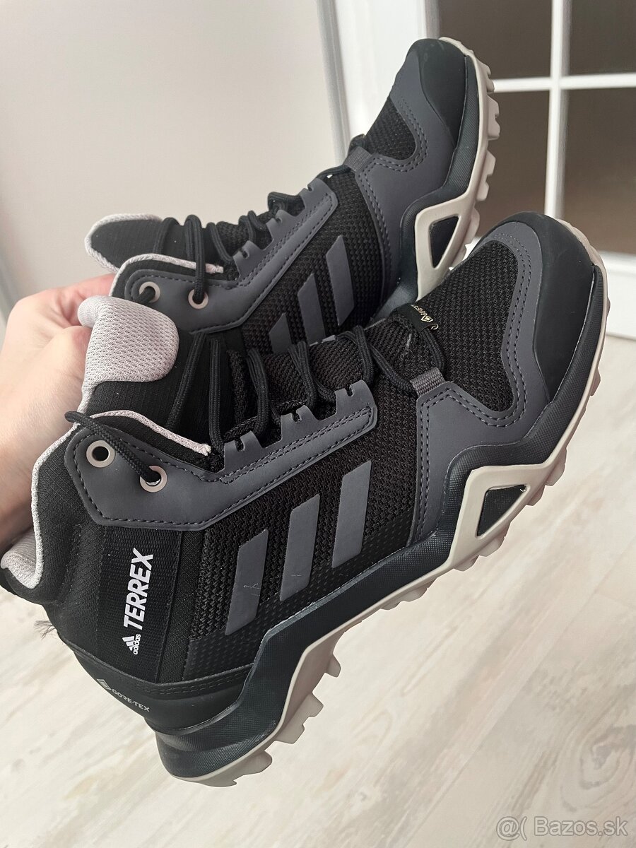 Adidas Terrex NOVE