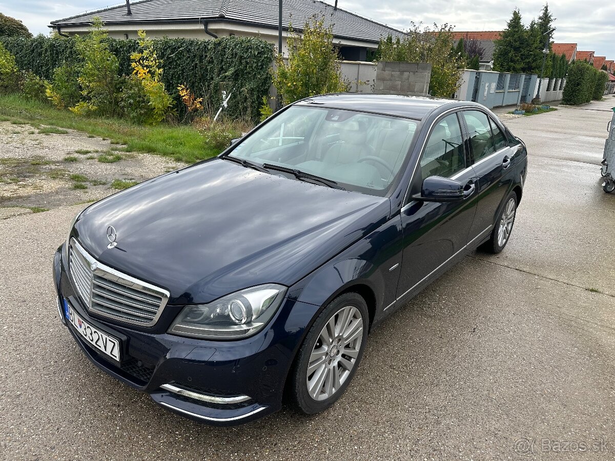 Predám Mercedes C200 W204 2012