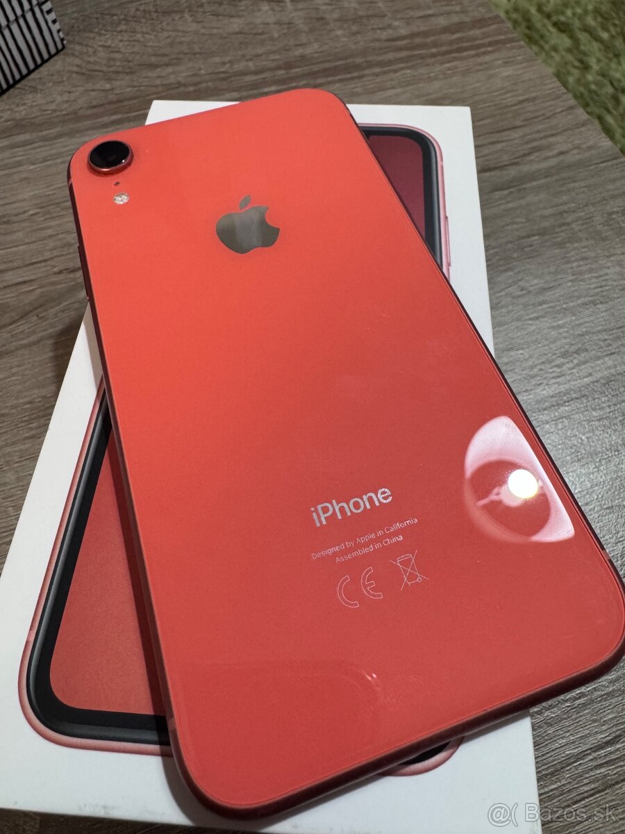 iPhone XR 64gb coral