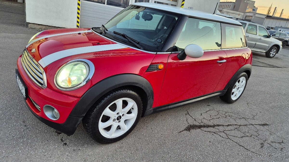 Mini Cooper 1,6 88kW 2008