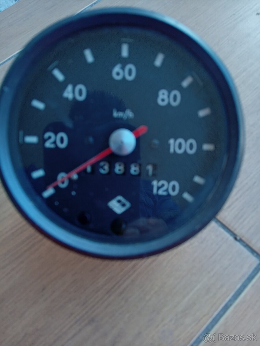 Tachometer. Trabant