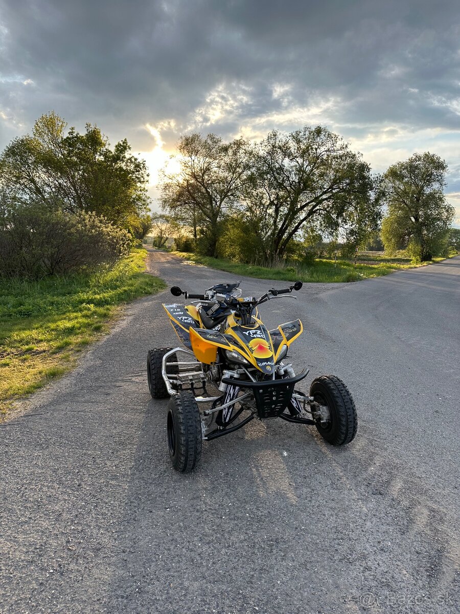 Štvorkolka Yamaha yfz450