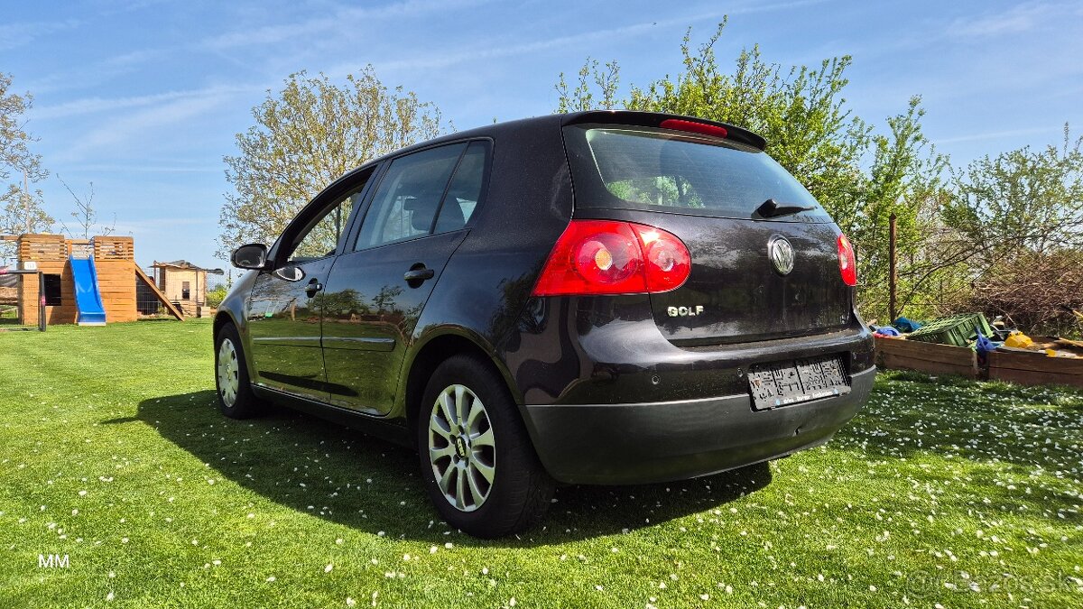 VW GOLF 5 ,  1.4 benzín