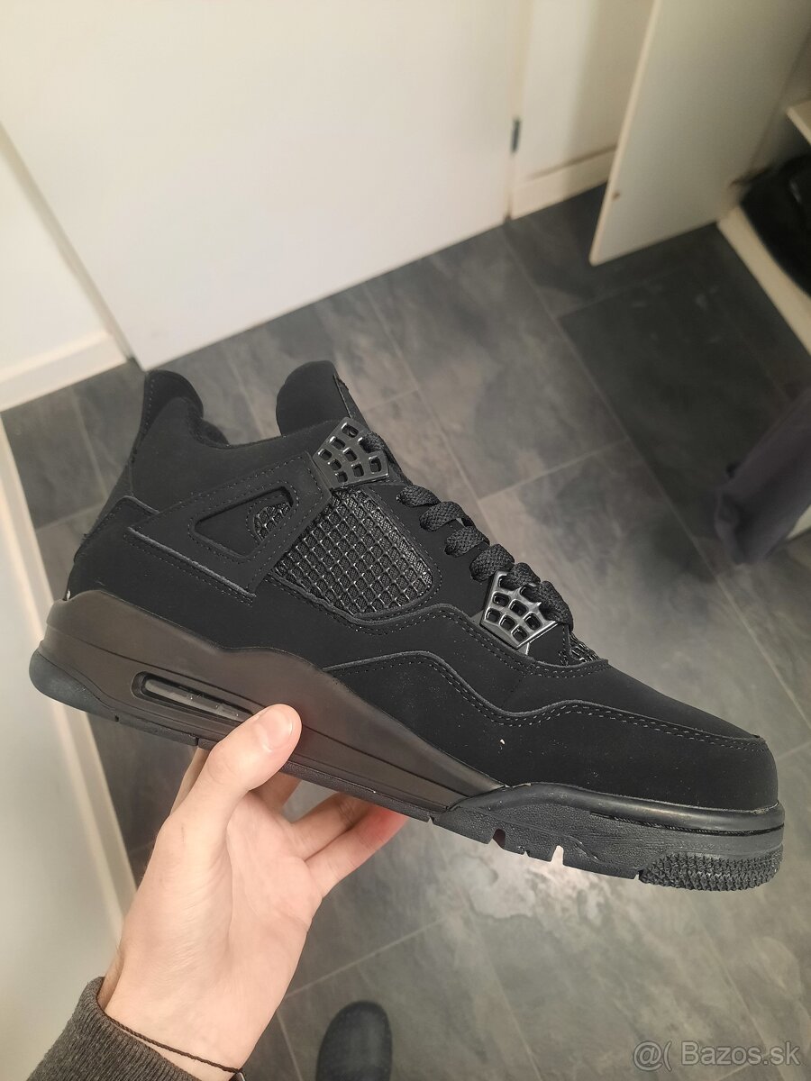 Jordan 4 Black Cat