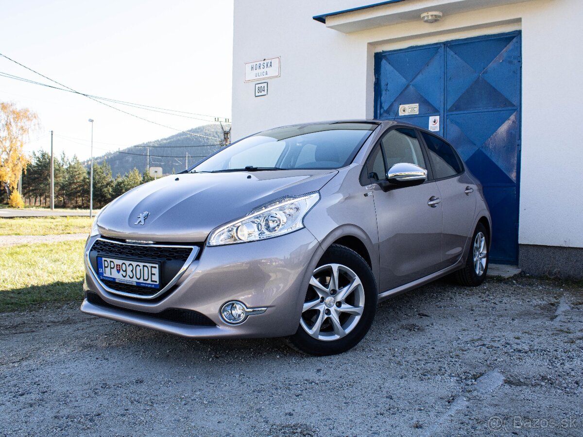 Peugeot 208 , 1.2 60 kw , 1. majiteľ 