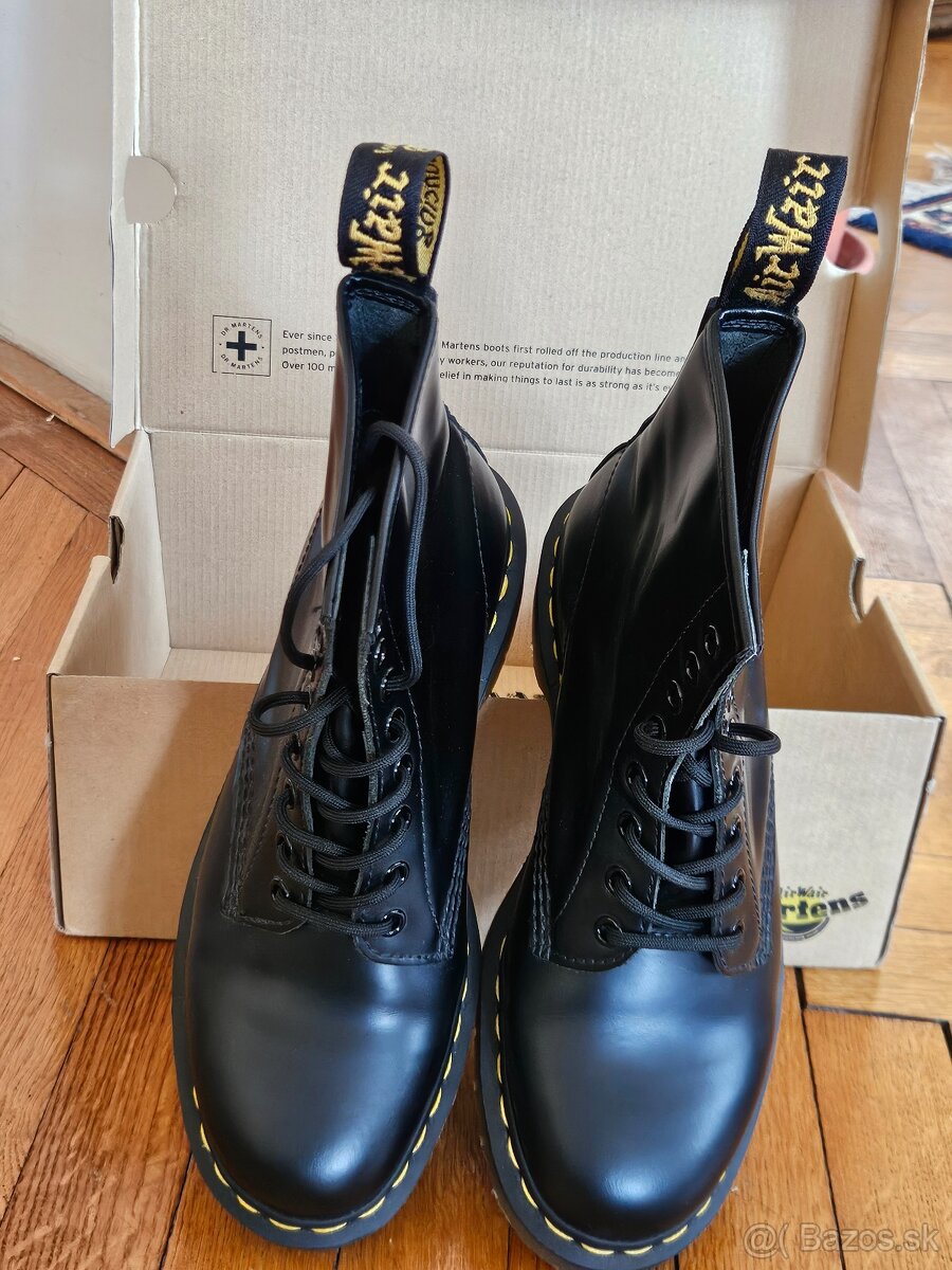 Na predaj Dr. Martens