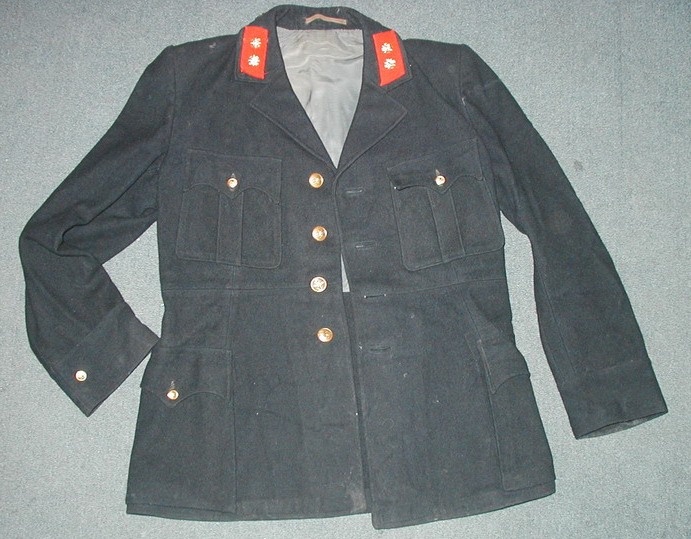 Kúpim železničiarske uniformi a odznaky z obdobia 1939-45