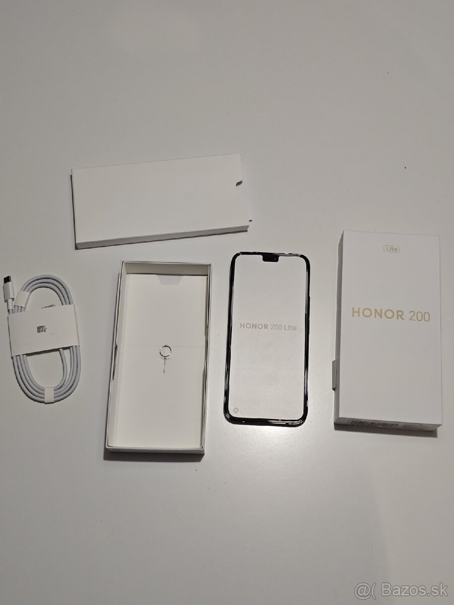 Honor 200 lite