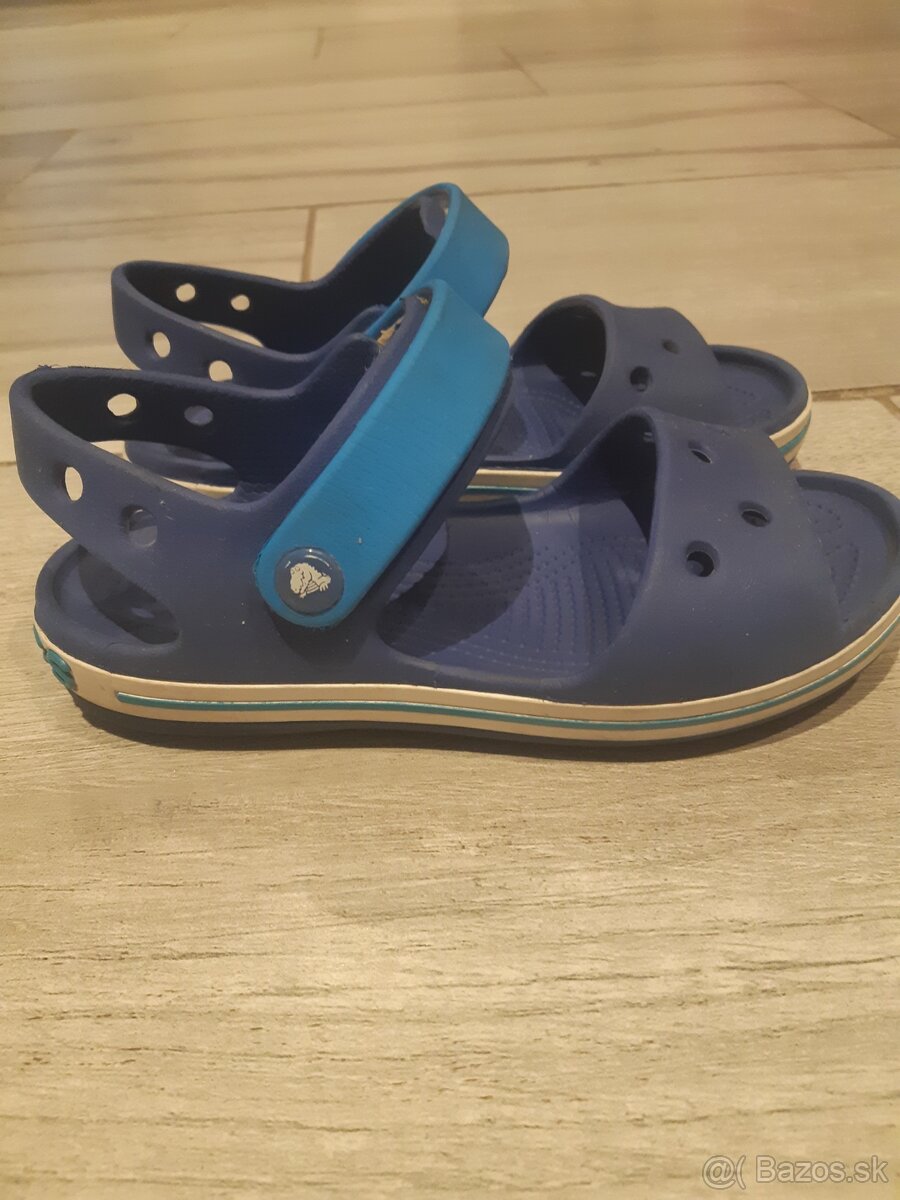 Sandále Crocs