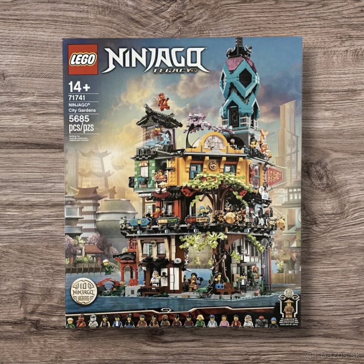 LEGO NINJAGO: CITY GARDENS (71741)