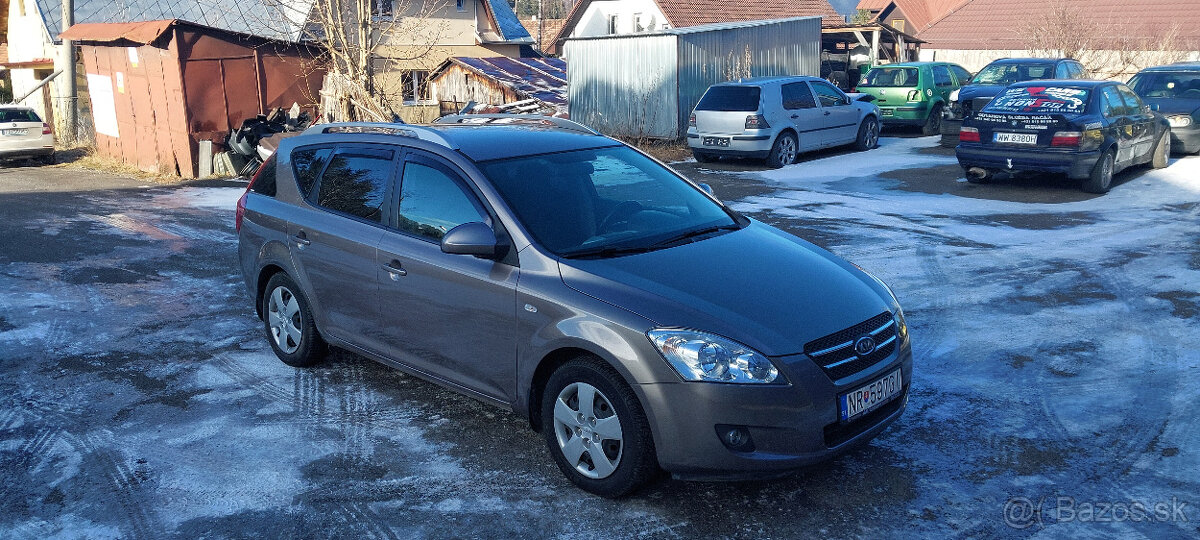 KIA CEED SW 1.6 Benzín