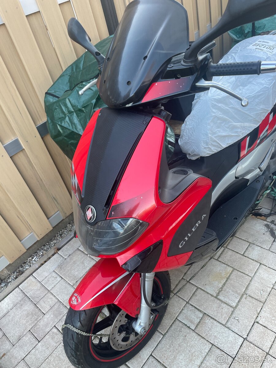 Gilera VXR 200