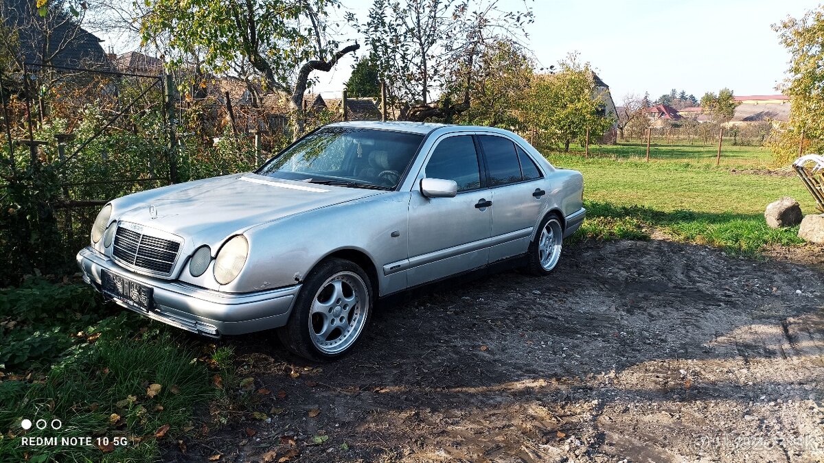 Mercedes-Benz W210 E220CDI