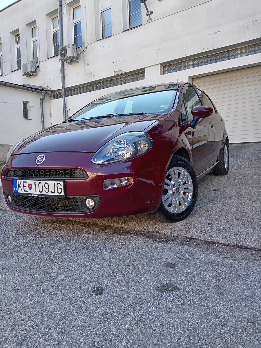 PREDÁM FIAT  PUNTO 1,4, 57KW.r2014, 62000km,kup.na SLOVENSKU