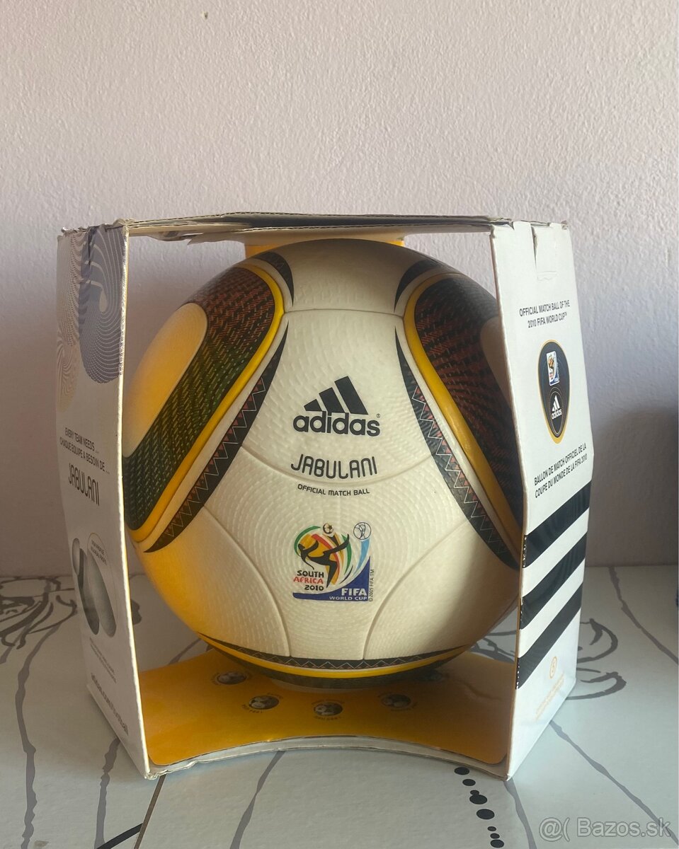 Futbalová lopta Adidas Jabulani