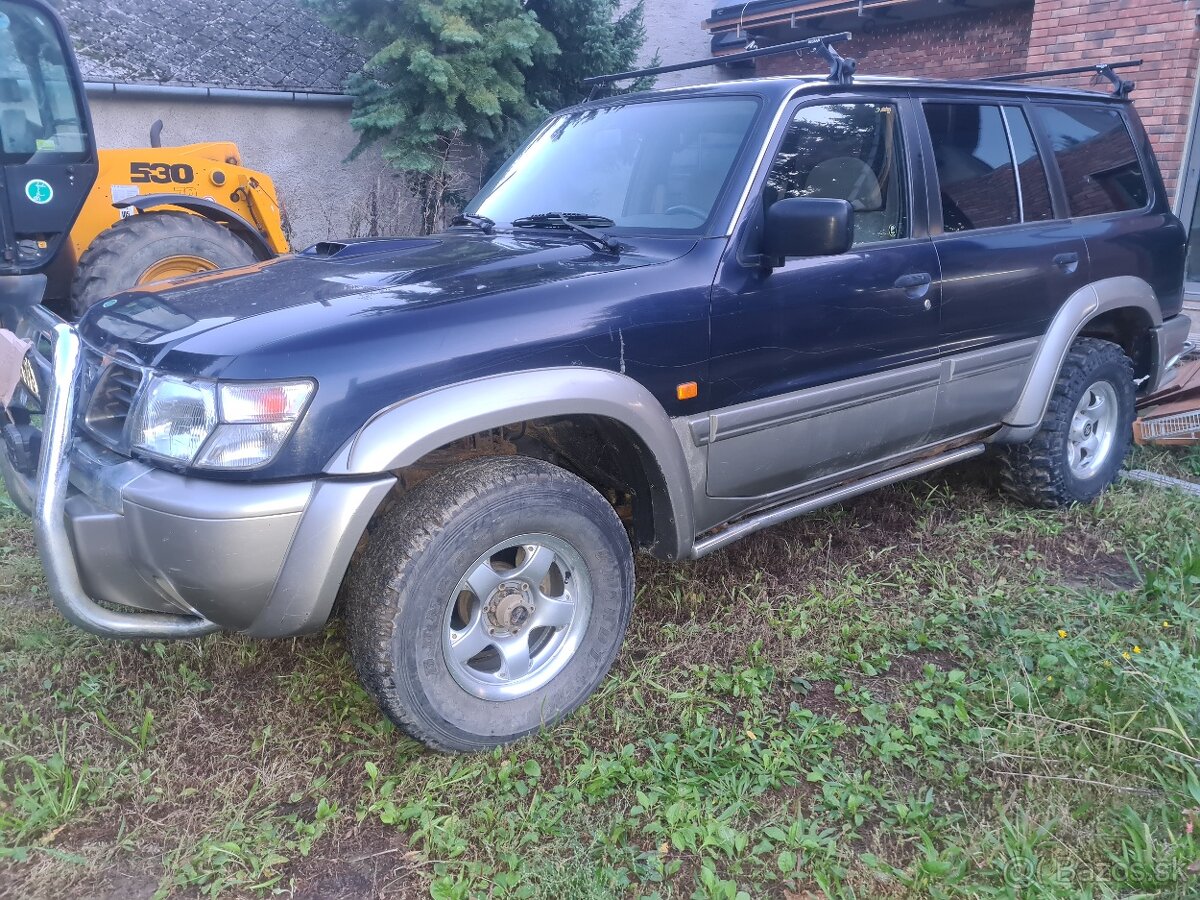 Nissan Patrol Y61