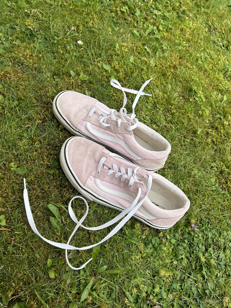 Vans tenisky