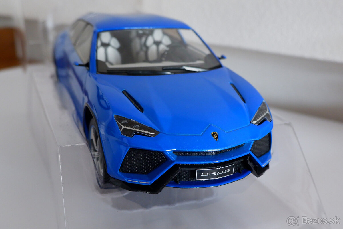 Lamborghini URUS 1:18