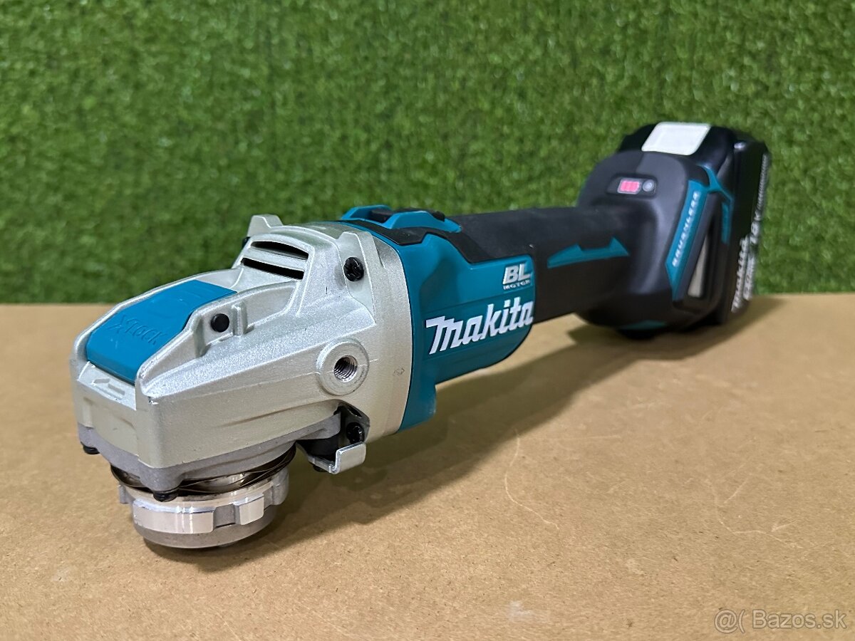 Makita DGA517Z Aku uhlová brúska 125mm, Li-ion 18V